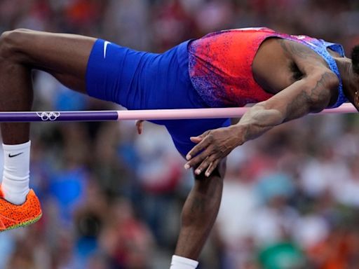 Former Alabama All-American gets silver medal at Paris Olympics