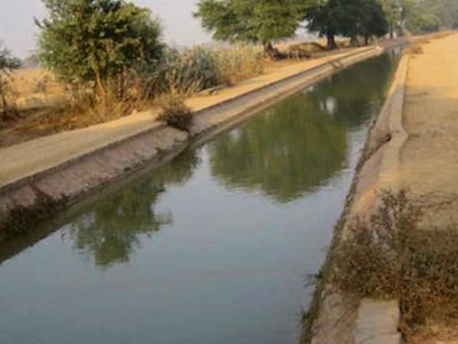 Gang Canal running at half capacity, farmers’ body threatens agitation