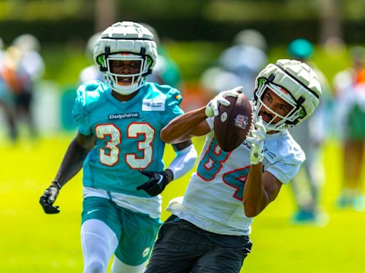 Dolphins Stock Report (Day 3): Tua and Tyreek light Dolphins defense up