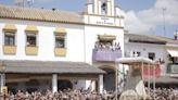 Imágenes de la procesión de la Virgen del Rocío y visita a la casa de Hermandad de Jerez
