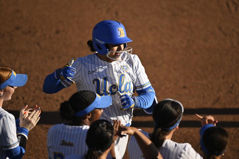 UCLA softball blasts past Georgia and into the Women's College World Series