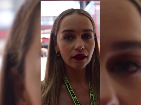 Emilia Clarke y su visita al box de McLaren: "El final de 'Juego de Tronos' que todos queríamos..." - MarcaTV