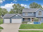 3752 Deerbrook Dr, Bettendorf IA 52722