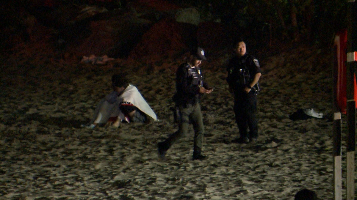 Man helps rescue 2 teens from Lake Michigan riptide; third teen drowned