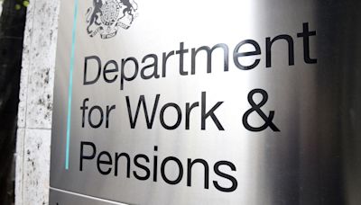 DWP will pay state pensioners who were born before this date £200 within weeks