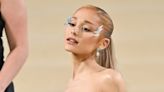 Ariana Grande Loves This Loose Powder for Setting Her Concealer