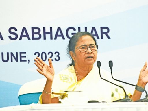 Mamata Banerjee announces Rs 2,900 crore aid for over 1 crore farmers in Kharif season