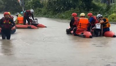 嘉義赤蘭溪暴漲 義興村淹一樓高 10人不願撤離