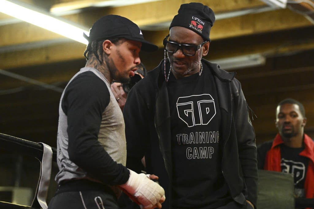 Assault charges dropped against Calvin Ford, trainer of Gervonta Davis