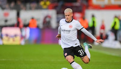 Philipp Max is set to sign for Panathinaikos