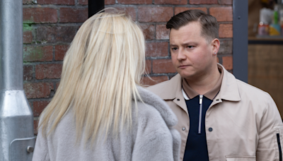 Hollyoaks to air mysterious exit for Robbie Roscoe