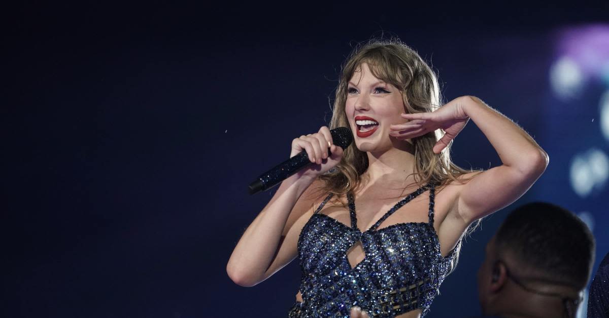 Fans Say New Clip of Taylor Swift's Mid-Concert Break 'Feels Illegal to See'