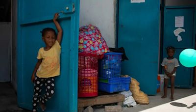 Grupos armados en Haití están conformados por niños; el nuevo primer ministro trae esperanza