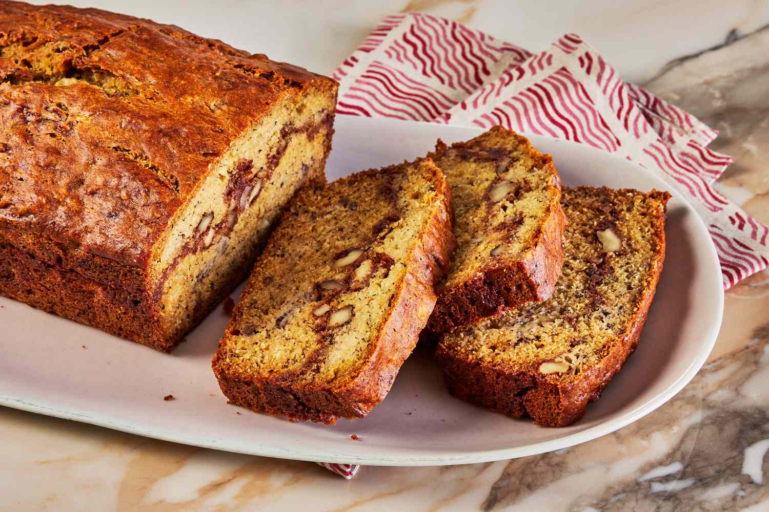 A Cinnamon-Streusel Layer Takes Banana Bread to Next-Level Deliciousness