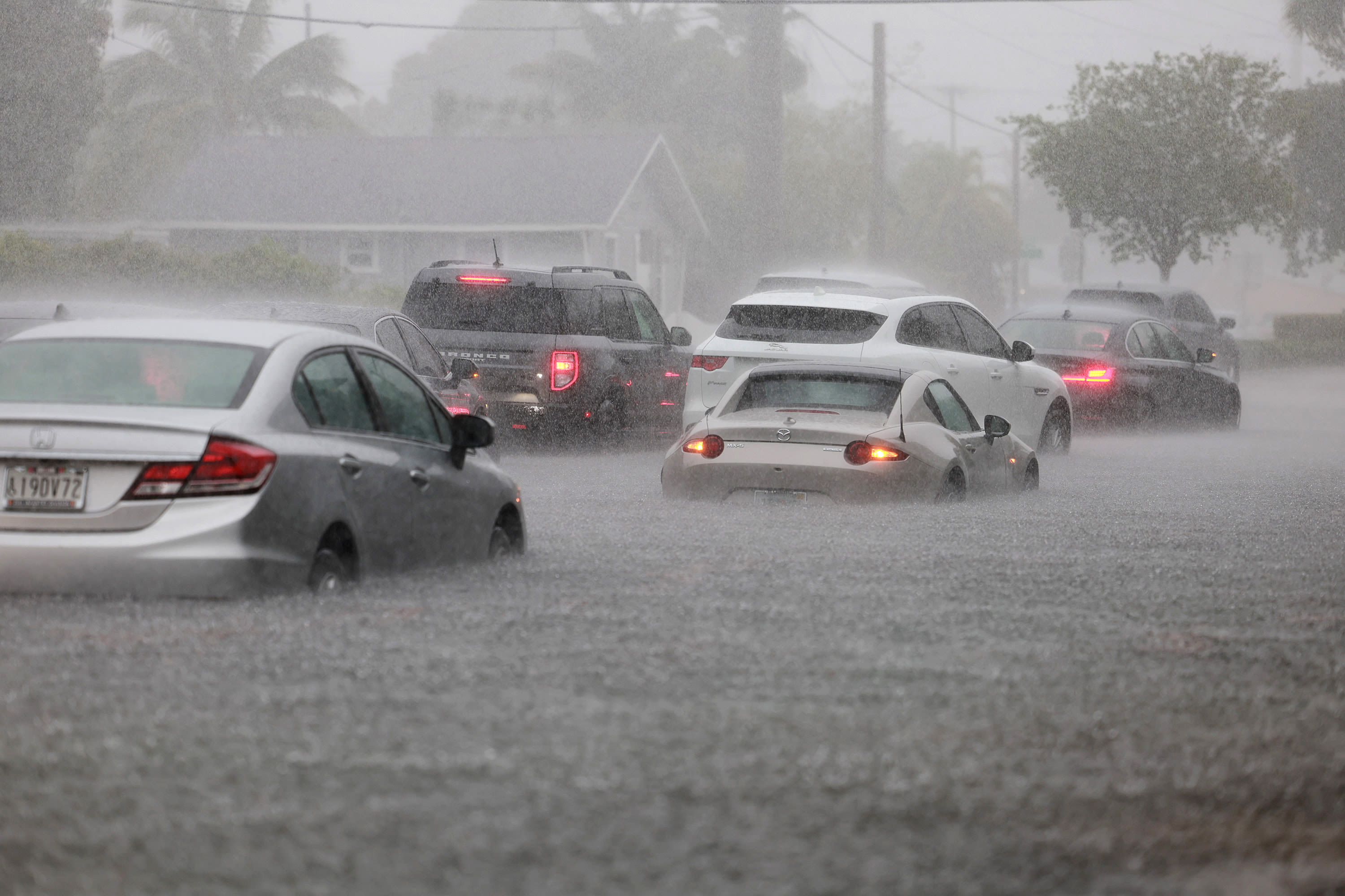 Flood death warning issued as heavy storms hit 3 states