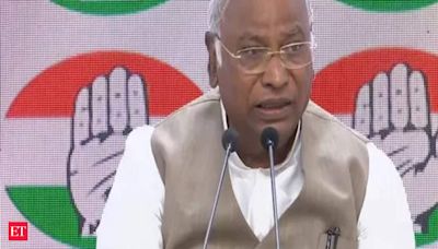 You keep digging into past to hide your shortcomings: Mallikarjun Kharge attacks PM Modi