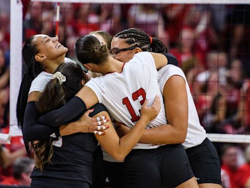 Volleyball State Showdown Goes the Distance, Nebraska Tops Creighton