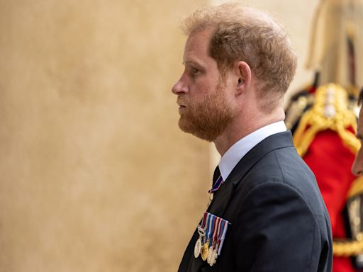 Prince Harry : "Des notes...", son comportement au moment de la mort d'Elizabeth II pointé du doigt
