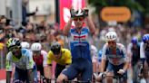 Merlier wins Giro Stage 3 after Pogacar fires up finale and stays in the lead
