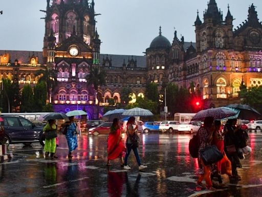 Mumbai Rains: Metropolis on red alert! Schools, colleges to remain shut; IndiGo, Vistara, Air India flights diverted