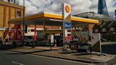 Oil giant Shell to splash out on shareholder paydays despite falling profits