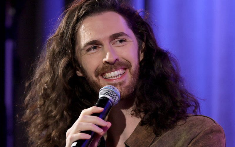 Hozier becomes first Irish artist to top Billboard Hot 100 list since 1990