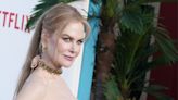 Nicole Kidman, 57 ans, divine dans une robe longue moulante irisée : elle fascine