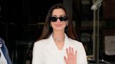 Anne Hathaway Is a Powerful Fashion Chameleon In Two Very Different Outfits