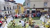 Las calles de Candás se hacen arte para el Corpus: 'Es una tradición muy guapa'