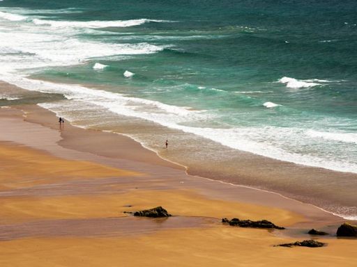 Remote paradise beach is only accessible on foot and at right time of day