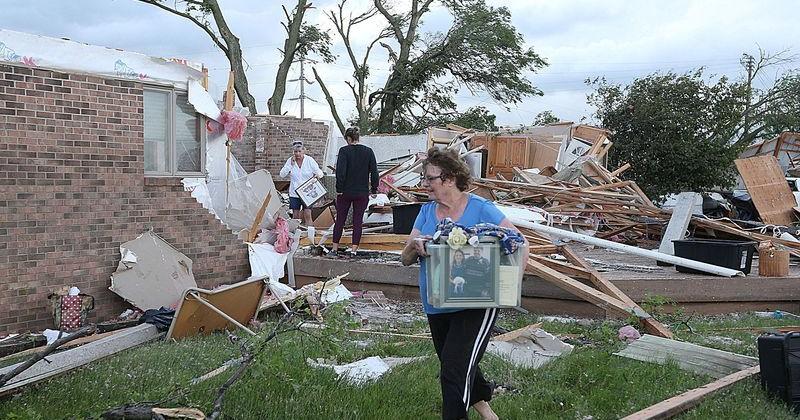Iowa tornado kills 'multiple' people in small town reduced to rubble