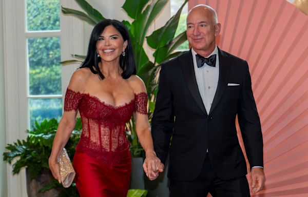 Lauren Sánchez Reveals Jeff Bezos' Morning Ritual