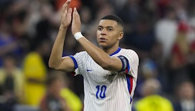 Kylian Mbappe 'interested in buying France team-mate N'Golo Kante's former club'