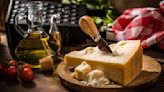 What's The Difference Between American And Italian Parmesan?