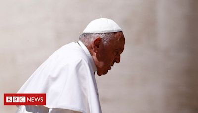 Papa Francisco é acusado de usar termo ofensivo para falar de gays