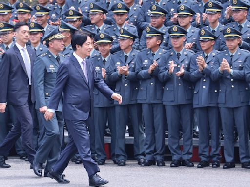 海軍官校首位友邦貝里斯畢業生 姚泰勒盼敦睦支隊遠航加勒比海