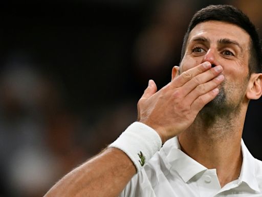 Djokovic targets Wimbledon quarters, Zverev crumbles