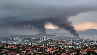 Francia impone emergencia en Nueva Caledonia tras disturbios