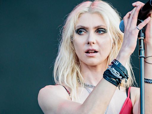 ‘Gossip Girl’ Alum Taylor Momsen Bit By A Bat While Opening For AC/DC In Spain