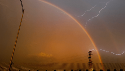 Double rainbow, lightning strikes delight Lower Mainland photographers - BC | Globalnews.ca