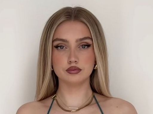 Manchester model shows what she really looks like without filters and editing