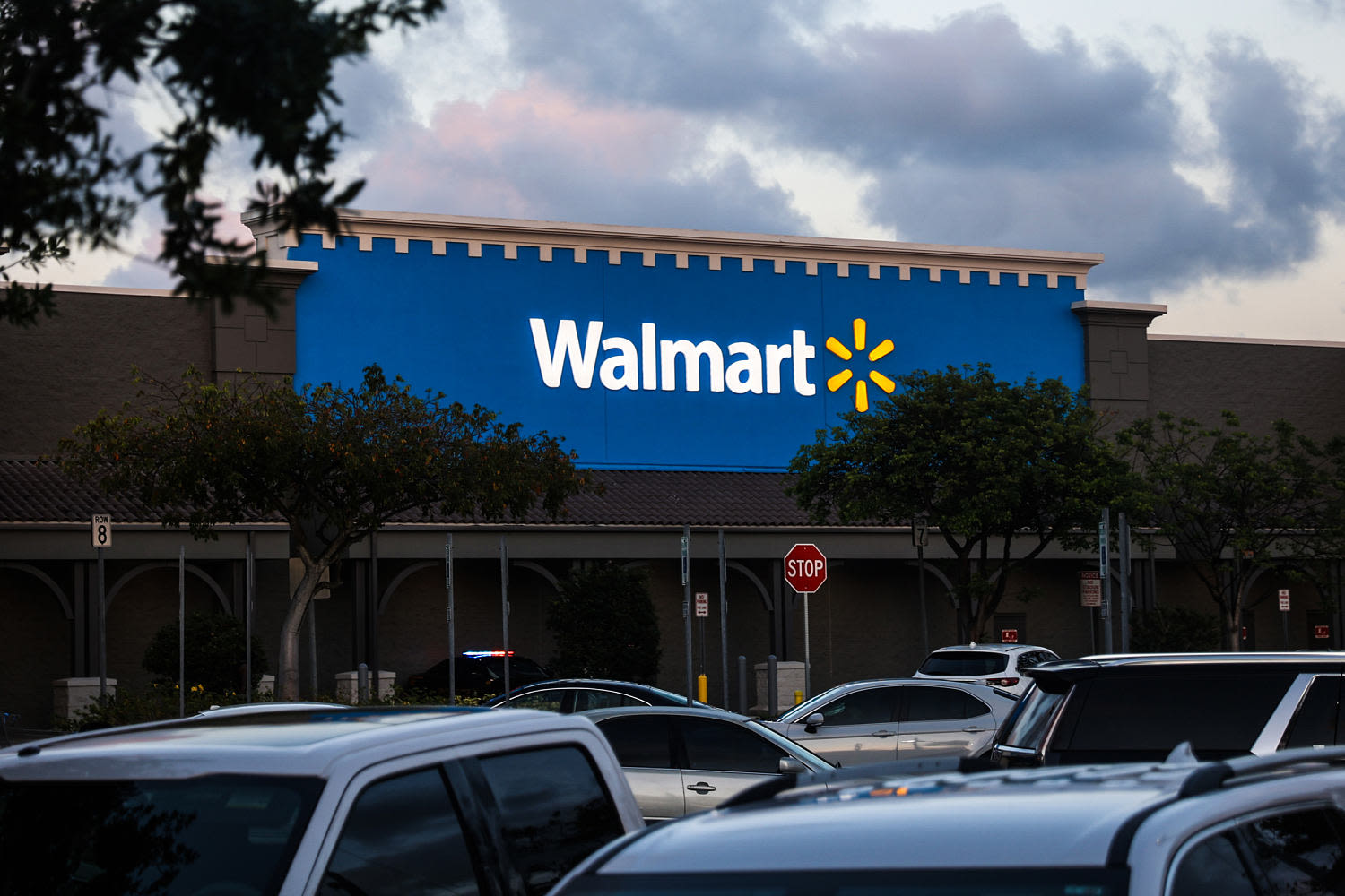 Advertisers boost spending at retailers such as Walmart and Amazon as TV shrinks