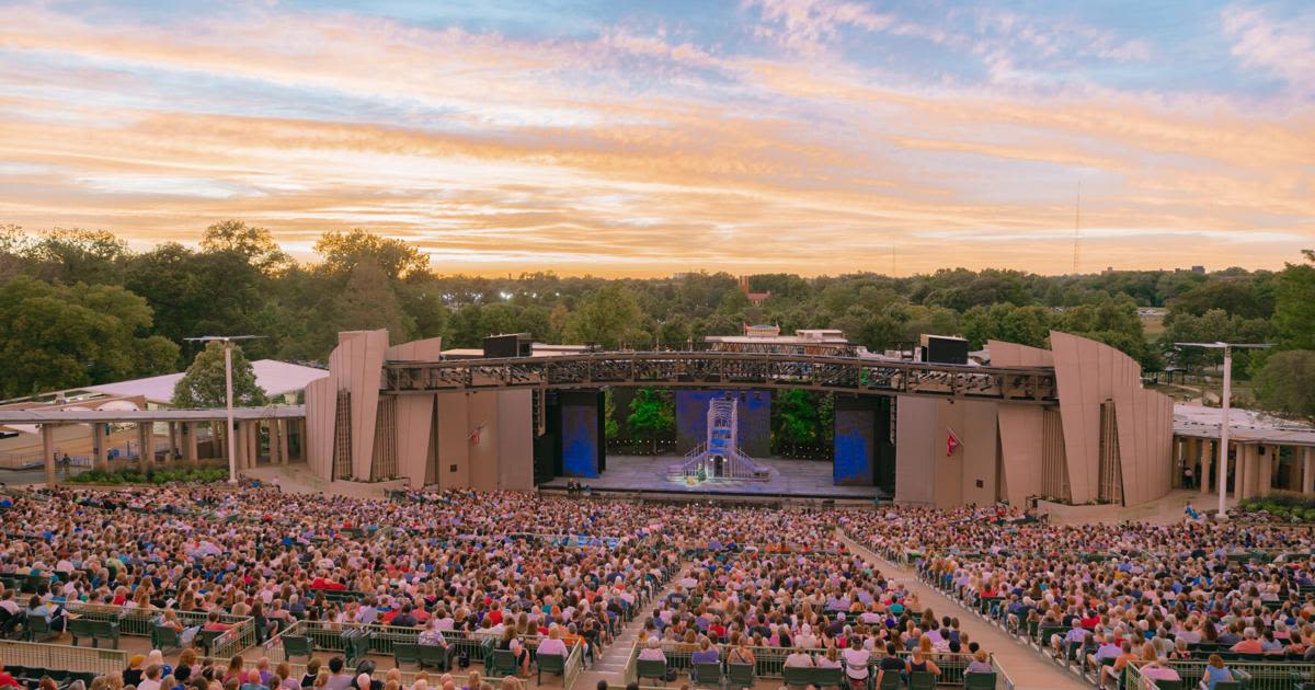 The Muny’s premiere of Sara Bareilles’ ‘Waitress’ serves up a slice of real life