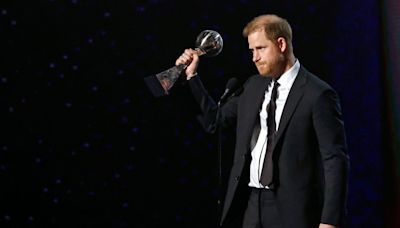 Prince Harry accepts Pat Tillman service award at ESPYs after Mary Tillman's objections