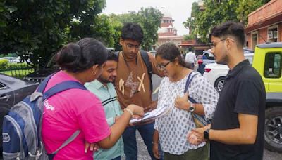 NEET-UG paper leak: Supreme Court seeks IIT Delhi's help on right answer to physics question