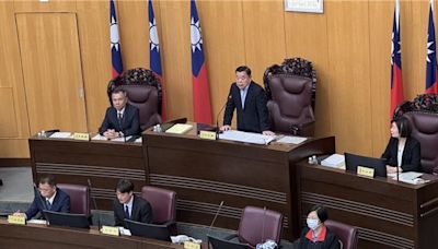 桃市議會開議 邱奕勝喊話張善政：鐵路地下化要加把勁 - 政治