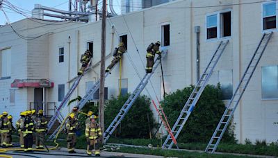 Firefighters battle morning fire at former "Diamond V Mills" facility in Cedar Rapids