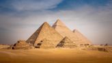 ¿Qué dice la nueva teoría que intenta explicar el enigma de cómo construyeron las pirámides en Egipto?