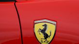 Ferrari busca conciliar baterias e motores a combustão para agradar clientes