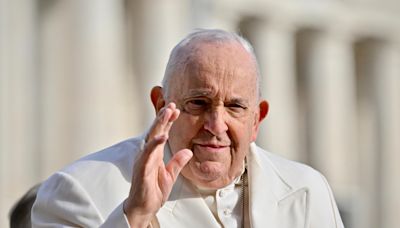 "Hay demasiado mariconeo": el papa Francisco pide a los obispos italianos que no admitan seminaristas homosexuales
